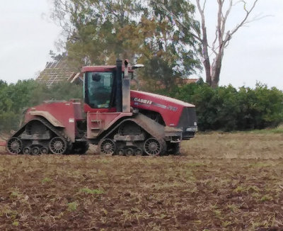 Case. Quadtrac 535