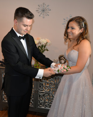 maxprom10.jpg