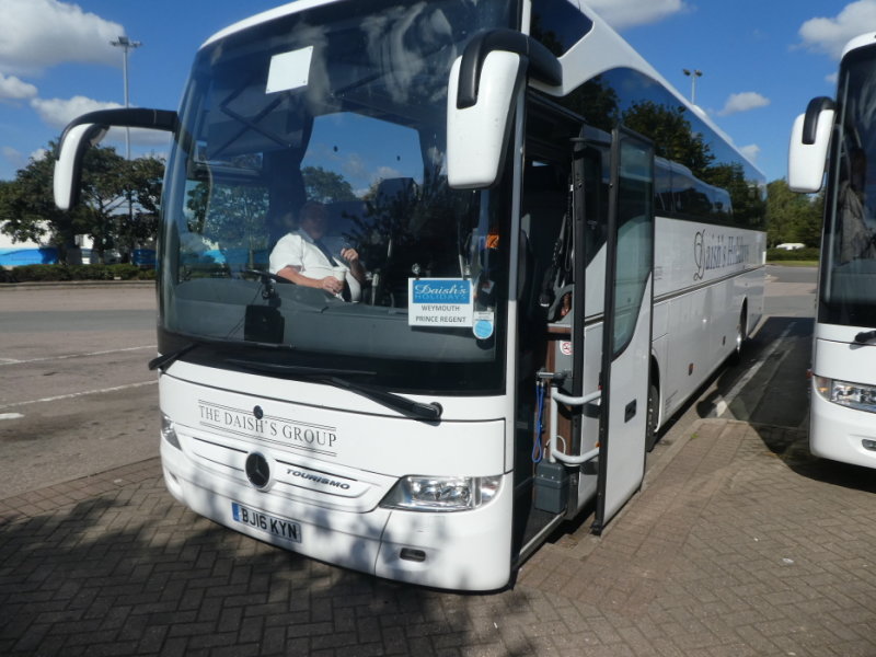 (BJ16 KYM) @ Daishs Hotel, Shanklin, Isle of Wight
