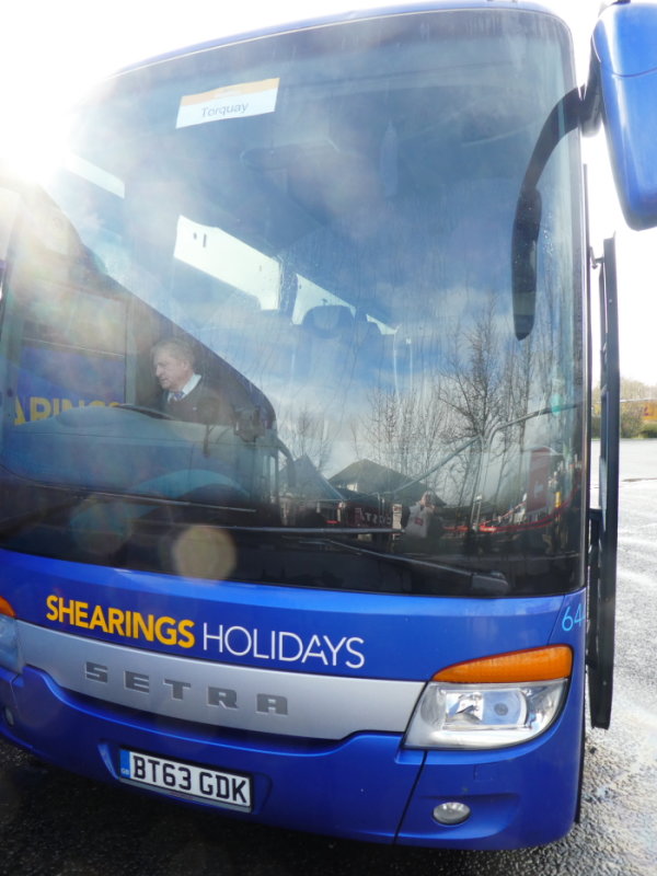 Shearings BU13 ZTM @ M42S Hopwood Park Services