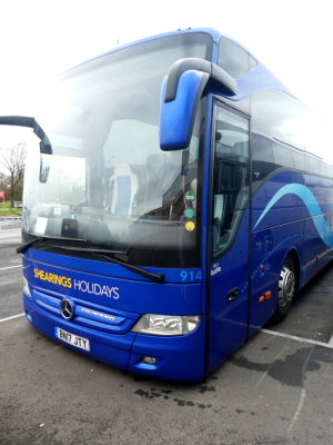 Shearings 914 (BN17 JTY) @ M5S Strensham Services