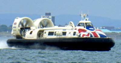 Hovercraft - En Route