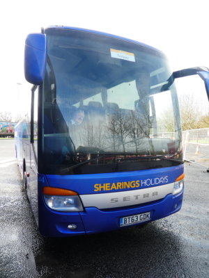 Shearings BT16 GDK @ M42S Hopwood Park Services