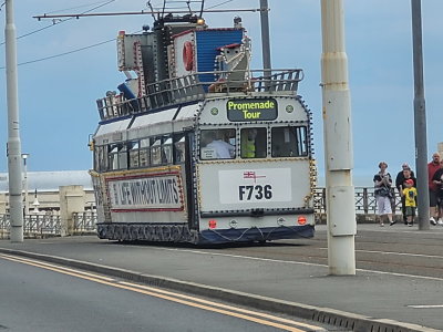Blackpool Frigate 736 (1966) @ North Shore Heading to Fleetwood Ferry Terminus