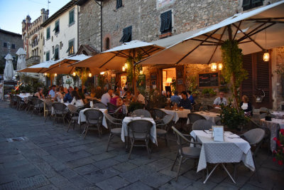 Restaurants on Piazza Giusti