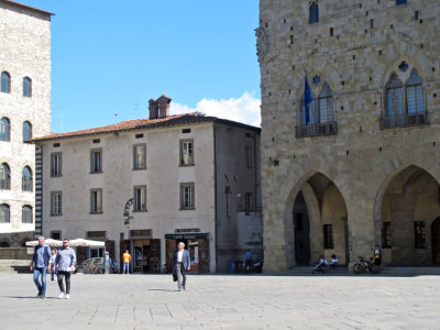  Piazza Duomo