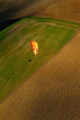 La Piège s'ouvre pour nous