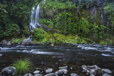 Mossbrae Falls