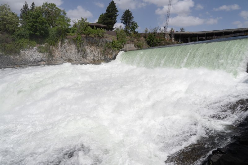 spokane falls.jpg