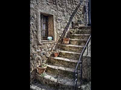 Steps and pots 