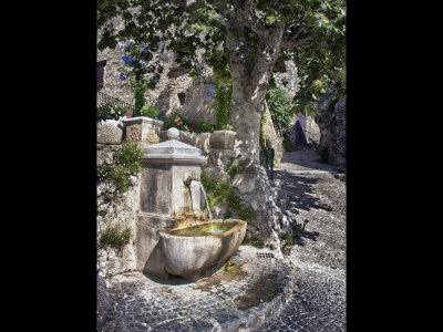 Fountain and Cobbles