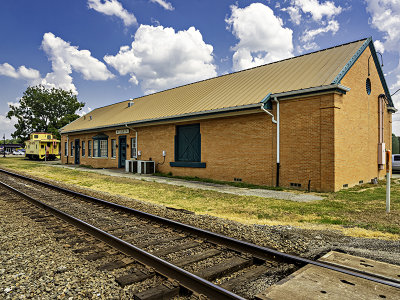 Atlanta, Texas Depot, Trackside view.