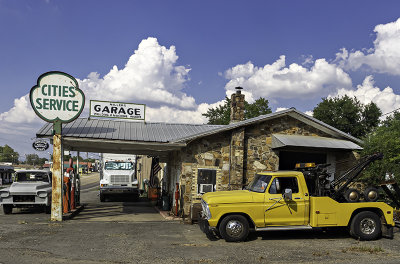 Millers garage, Hatfield, AR