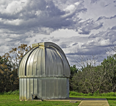 A second observatory building adjacent to the bigger one