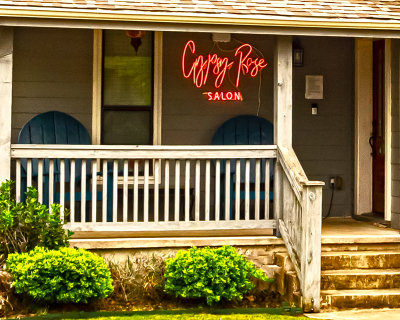 Gypsy Rose salon entry and sign