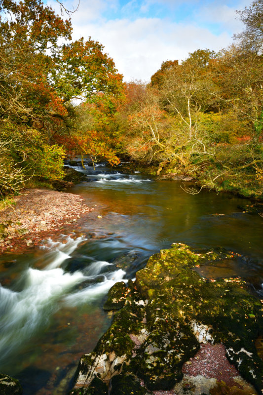 Afon Tawe from Pen-y-Cae bridge.