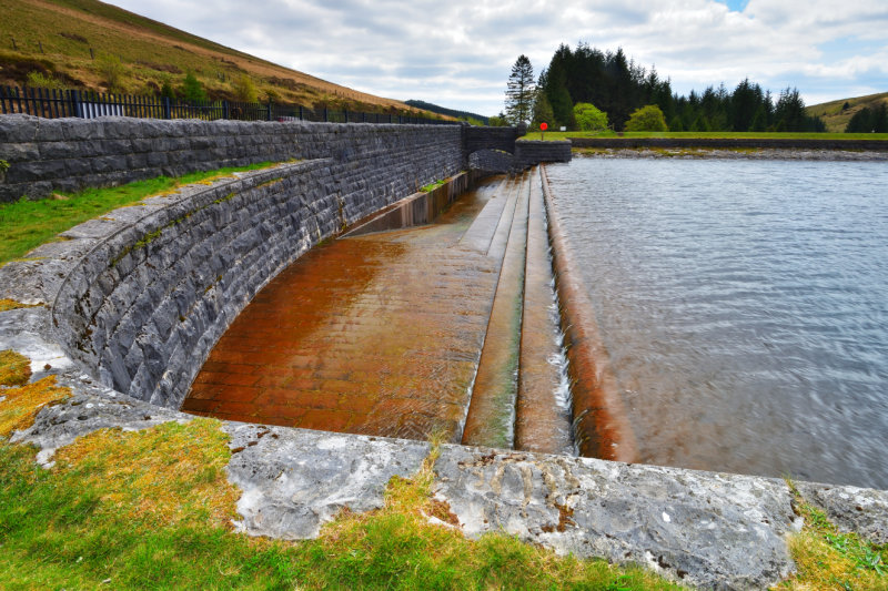Beacons Reservoir spill way.