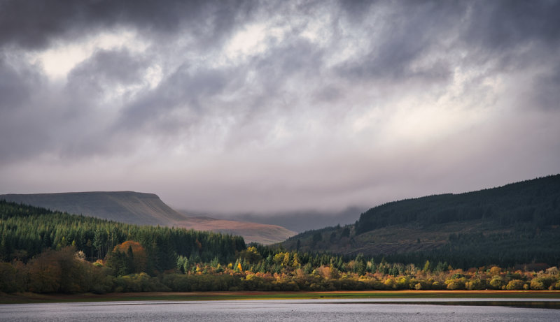 Pentwyn Reservoir from Dol-y-Gaer.