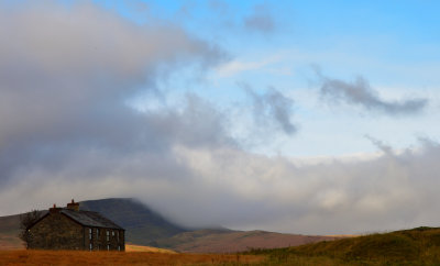 Building that was once the Penwyllt Inn, aka 'The Stump'.