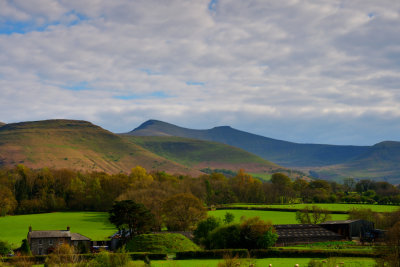 Pen-y-Fan and Corn Ddu from the side of the A470 road.