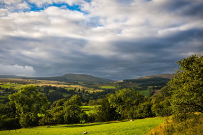 Fan Nedd and Blaen Llia.