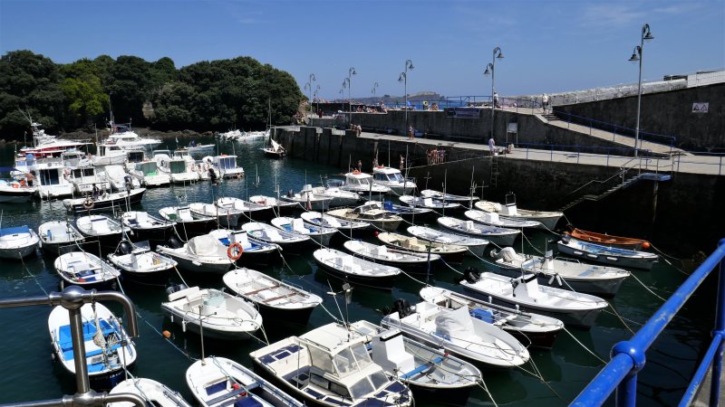 Mundaka Harbour