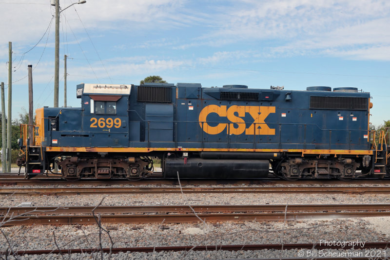 CSX 2699