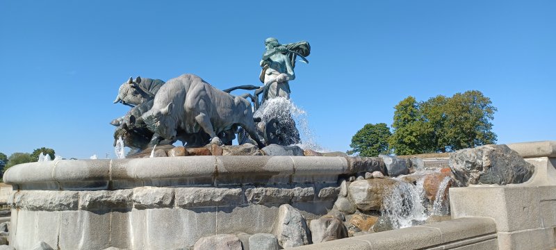 Gefion changed her 4 sons into oxen to do job