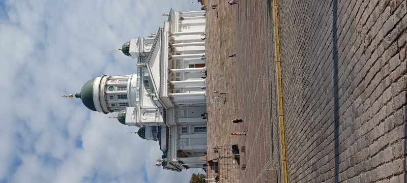 Simple town square, burnt by the Russians, rebuilt by a German Architect - Now the finest Neoclassical square in Europe