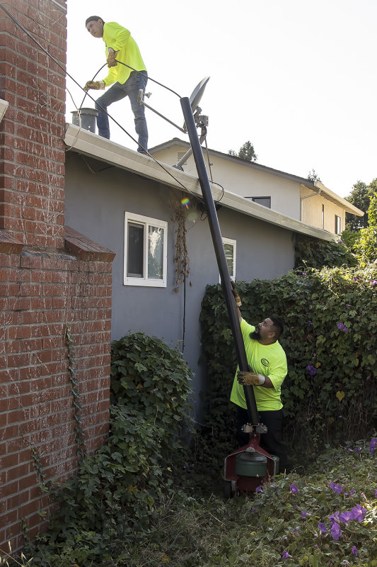 9/21/2021  Rooting main sewer line drainpipe clog