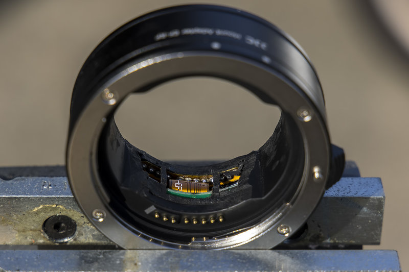 Hacking a Canon Mount Adapter EF-EOS R