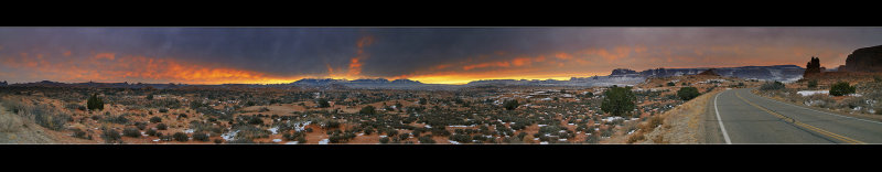 Sunrise over the Arches National Park