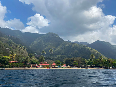 Snorkling at St. Lucia - swimming back to the beach