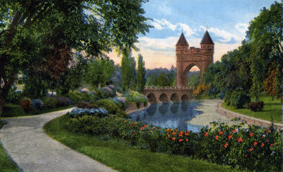 Memorial Arch