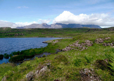 1526: Mountains of Skye betond the loch