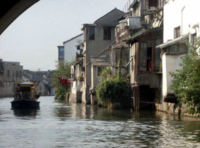 Canal, traffic approaching