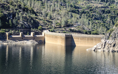 The OShaughnessy Dam as seen from the Wapama Falls Trail in the Hetch Hetchy Valley of Yosemite NP