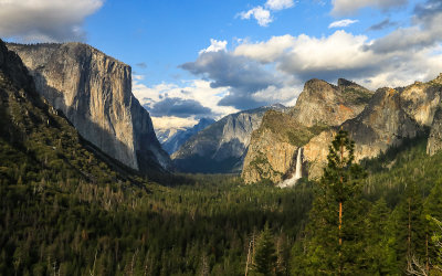 El Capitan, Cathedral Rocks and Bridalveil Falls from the Tunnel View in Yosemite National Park
