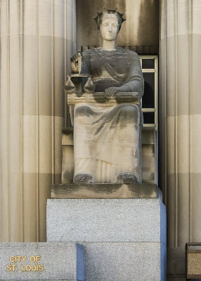Statue outside the Circuit Court of Missouri in St. Louis