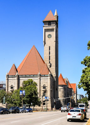 Union Station along Market Street in St. Louis