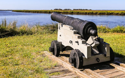 Canon on the shore of the Frederica River in Fort Frederica National Monument
