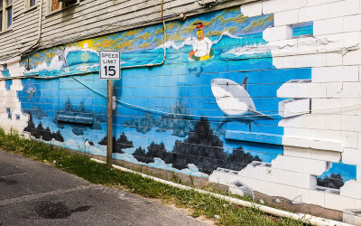 Mural on the side of a Tybee Island building along Coastal Georgia