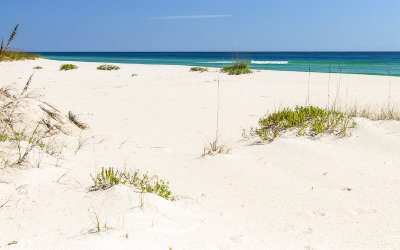 The white quartz beach meets the Gulf of Mexico in Gulf Islands National Seashore
