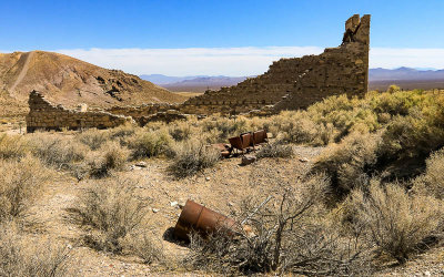 Ruins of the Porter Brothers supply store in the Rhyolite Historic Townsite