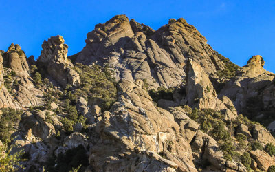 Granite peaks at sunrise in City of Rocks National Reserve