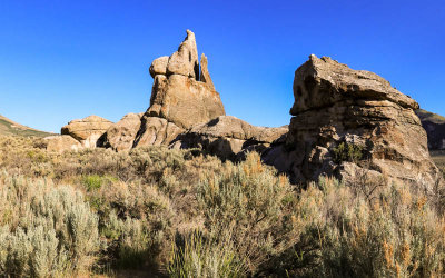 Formations near Camp Rock in City of Rocks National Reserve