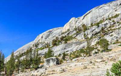 Granite ridge along the Tioga Road in Yosemite National Park 