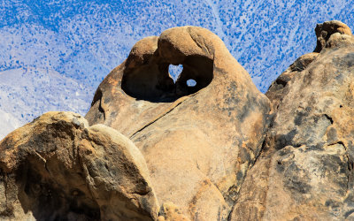The Heart Arch from the Arch Loop Trailhead in the Alabama Hills National Scenic Area