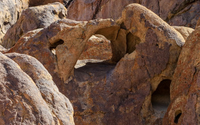 Gunga Din Arch in the Alabama Hills National Scenic Area