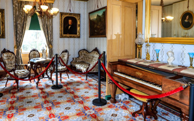 Parlor in the childhood home of William Howard Taft in WH Taft NHS